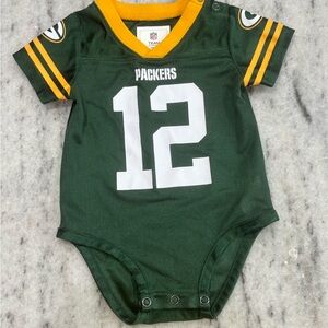 NFL Team Apparel Kids Green and Yellow Garment